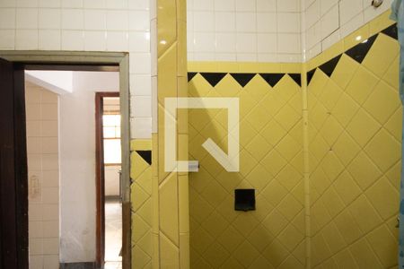 Casa à venda com 410m², 2 quartos e 3 vagas Casa à venda com 410m², 2 quartos e 3 vagasBanheiro 2