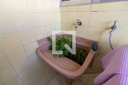 Apartamento à venda com 85m², 3 quartos e sem vagaÁrea de Serviço