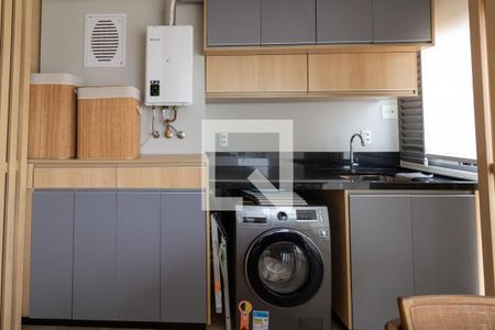 Apartamento à venda com 70m², 2 quartos e 1 vagaÁrea de Serviço