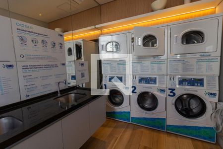 Apartamento à venda com 70m², 2 quartos e 1 vagaÁrea comum - Lavanderia