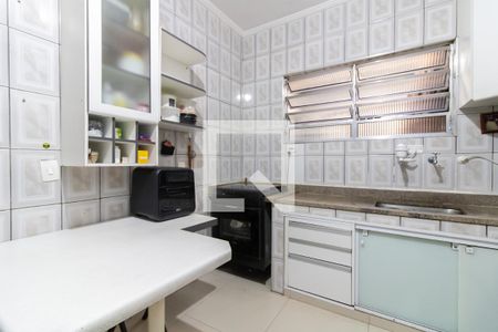 Casa à venda com 353m², 3 quartos e 4 vagasCozinha