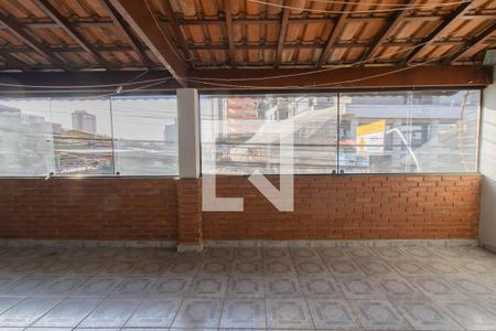 Casa à venda com 353m², 3 quartos e 4 vagasVaranda