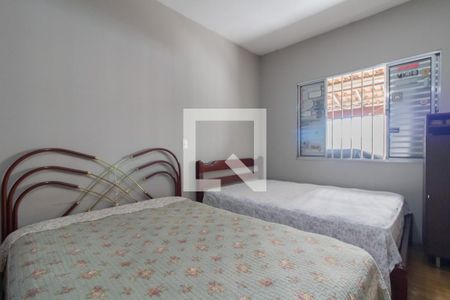 Casa à venda com 353m², 3 quartos e 4 vagasQuarto 3