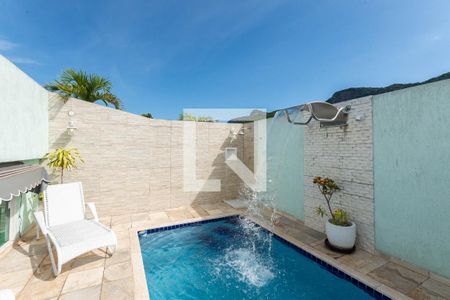 Apartamento à venda com 220m², 3 quartos e 2 vagasVaranda