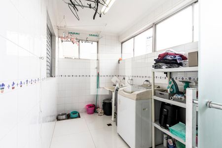 Apartamento à venda com 110m², 3 quartos e 1 vagaÁrea de Serviço