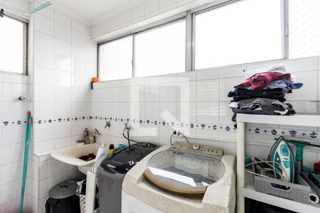 Apartamento à venda com 110m², 3 quartos e 1 vagaÁrea de Serviço