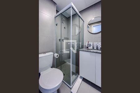 Banheiro de kitnet/studio para alugar com 1 quarto, 22m² em Vila Mariana, São Paulo