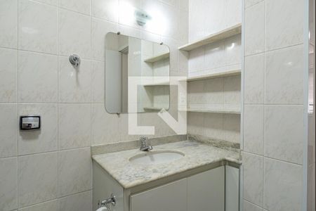 Apartamento à venda com 80m², 2 quartos e sem vaga Apartamento à venda com 80m², 2 quartos e sem vagaBanheiro