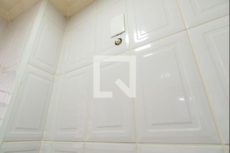 Apartamento à venda com 80m², 2 quartos e sem vaga Apartamento à venda com 80m², 2 quartos e sem vagaBanheiro de Serviço