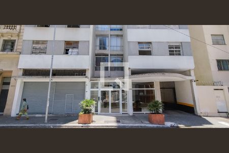 Apartamento à venda com 80m², 2 quartos e sem vaga Apartamento à venda com 80m², 2 quartos e sem vagaFachada