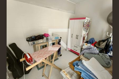 Casa à venda com 115m², 3 quartos e 2 vagas Casa à venda com 115m², 3 quartos e 2 vagasEdícula