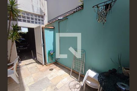 Casa à venda com 115m², 3 quartos e 2 vagas Casa à venda com 115m², 3 quartos e 2 vagasÁrea Externa