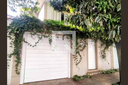 Casa à venda com 115m², 3 quartos e 2 vagas