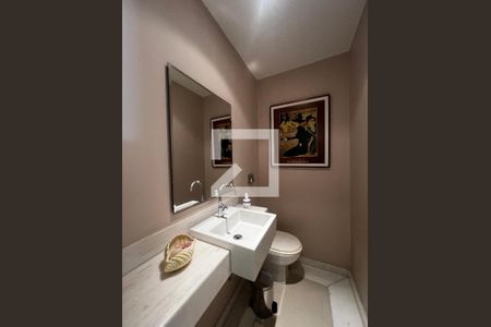 Apartamento à venda com 784m², 5 quartos e 4 vagas Apartamento à venda com 784m², 5 quartos e 4 vagasLavabo