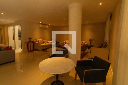 Sala de apartamento à venda com 5 quartos, 784m² em Barra da Tijuca, Rio de Janeiro