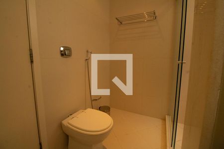 Apartamento à venda com 784m², 5 quartos e 4 vagas Apartamento à venda com 784m², 5 quartos e 4 vagasBanheiro 2