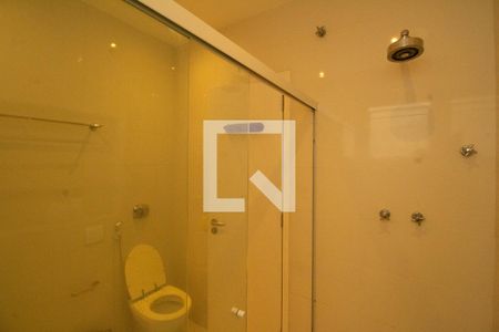 Apartamento à venda com 784m², 5 quartos e 4 vagas Apartamento à venda com 784m², 5 quartos e 4 vagasBanheiro 2 da suíte master