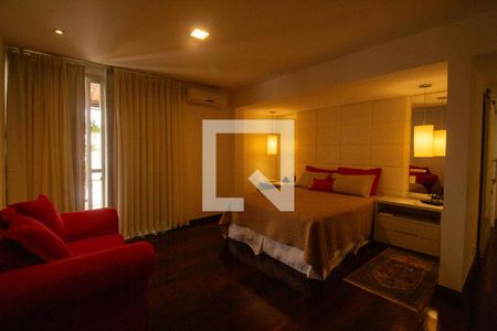 Apartamento à venda com 784m², 5 quartos e 4 vagas Apartamento à venda com 784m², 5 quartos e 4 vagasSuíte master