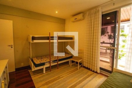 Apartamento à venda com 784m², 5 quartos e 4 vagas Apartamento à venda com 784m², 5 quartos e 4 vagasQuarto 1