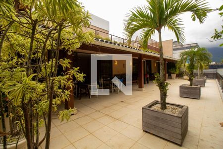 Apartamento à venda com 784m², 5 quartos e 4 vagas Apartamento à venda com 784m², 5 quartos e 4 vagasVaranda da Sala