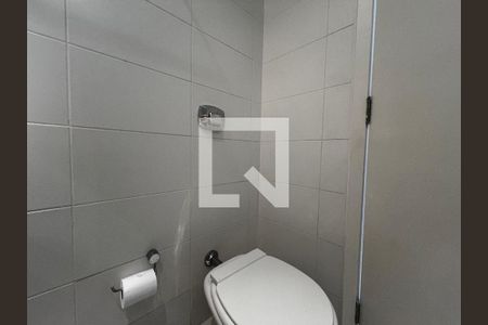 Apartamento à venda com 784m², 5 quartos e 4 vagas Apartamento à venda com 784m², 5 quartos e 4 vagasBanheiro 1