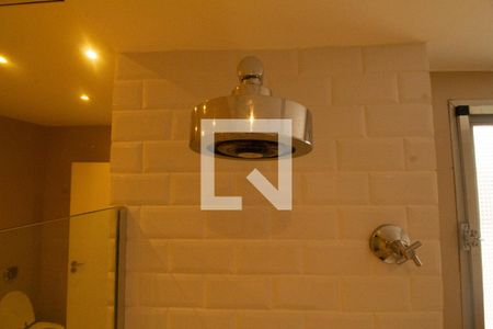 Apartamento à venda com 784m², 5 quartos e 4 vagas Apartamento à venda com 784m², 5 quartos e 4 vagasBanheiro 1 da suíte master