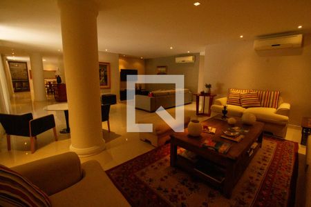 Apartamento à venda com 784m², 5 quartos e 4 vagas Apartamento à venda com 784m², 5 quartos e 4 vagasSala