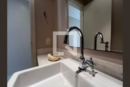 Apartamento à venda com 784m², 5 quartos e 4 vagas Apartamento à venda com 784m², 5 quartos e 4 vagasLavabo