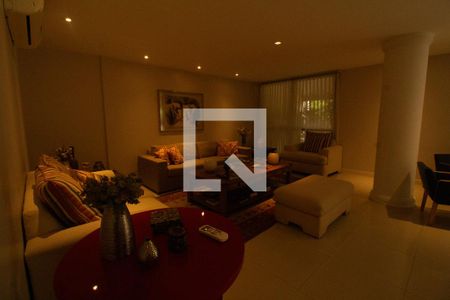 Sala de apartamento à venda com 5 quartos, 784m² em Barra da Tijuca, Rio de Janeiro