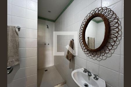 Apartamento à venda com 784m², 5 quartos e 4 vagas Apartamento à venda com 784m², 5 quartos e 4 vagasBanheiro de serviço