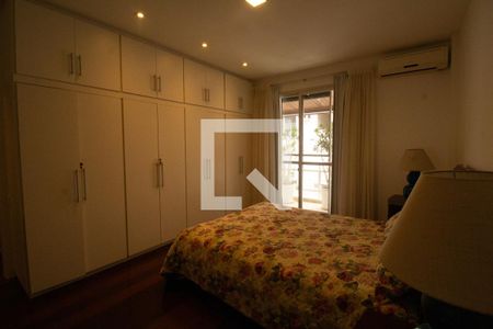 Apartamento à venda com 784m², 5 quartos e 4 vagas Apartamento à venda com 784m², 5 quartos e 4 vagasSuíte 3