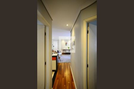 Apartamento à venda com 80m², 2 quartos e 1 vagaCorredor