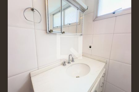 Apartamento para alugar com 136m², 3 quartos e 2 vagasBanheiro 2