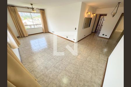 Sala de apartamento para alugar com 3 quartos, 136m² em Perdizes, São Paulo