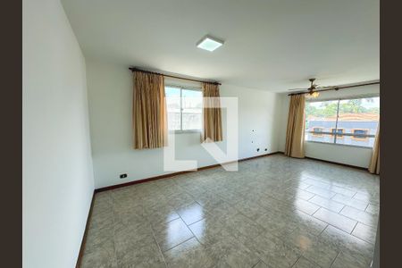 Sala de apartamento para alugar com 3 quartos, 136m² em Perdizes, São Paulo