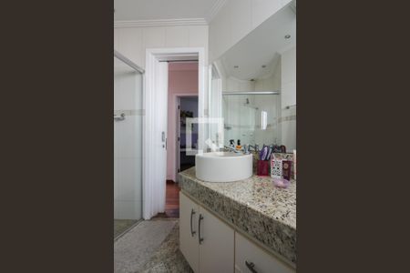 Casa à venda com 360m², 3 quartos e 2 vagasBanheiro Social