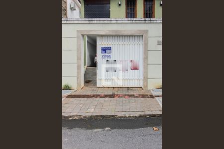 Casa à venda com 360m², 3 quartos e 2 vagasPlaquinha Instalada