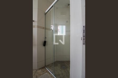 Casa à venda com 360m², 3 quartos e 2 vagasBanheiro Social