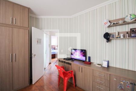 Casa à venda com 360m², 3 quartos e 2 vagasQuarto 2