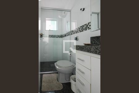 Casa à venda com 360m², 3 quartos e 2 vagasBanheiro de Serviço