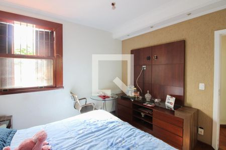 Casa à venda com 360m², 3 quartos e 2 vagasSuíte