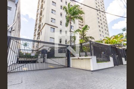 Apartamento para alugar com 57m², 2 quartos e 1 vaga Apartamento para alugar com 57m², 2 quartos e 1 vagaFachada