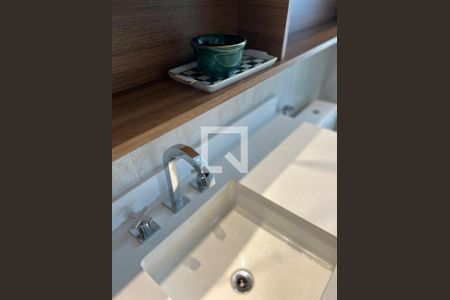 Apartamento à venda com 85m², 2 quartos e 1 vaga Apartamento à venda com 85m², 2 quartos e 1 vagaBanheiro