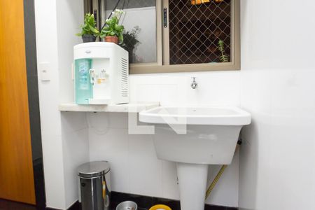 Apartamento à venda com 200m², 4 quartos e 3 vagasarea de serviço