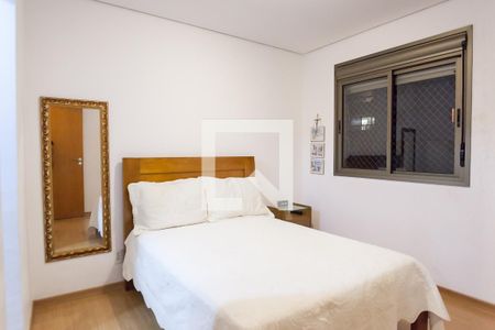 Apartamento à venda com 200m², 4 quartos e 3 vagassuite 1