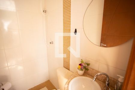 Casa à venda com 160m², 3 quartos e 3 vagas Casa à venda com 160m², 3 quartos e 3 vagasLAVABO EXTERNO