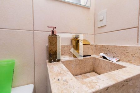 Casa à venda com 139m², 2 quartos e 1 vagaBanheiro 2 - suíte