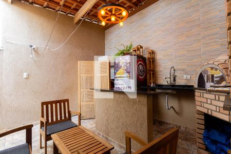 Casa à venda com 139m², 2 quartos e 1 vagaÁrea de Serviço e Quintal