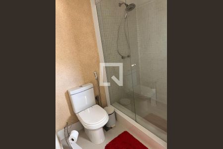 Casa de condomínio à venda com 415m², 4 quartos e 2 vagas Casa de condomínio à venda com 415m², 4 quartos e 2 vagasLavabo