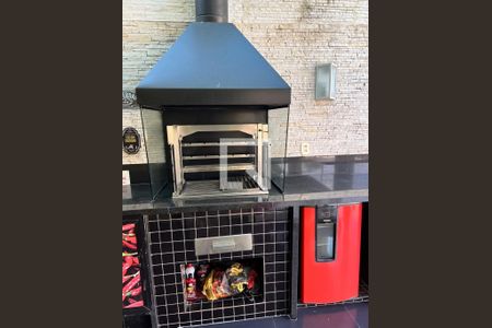 Casa de condomínio à venda com 415m², 4 quartos e 2 vagas Casa de condomínio à venda com 415m², 4 quartos e 2 vagasChurrasqueira